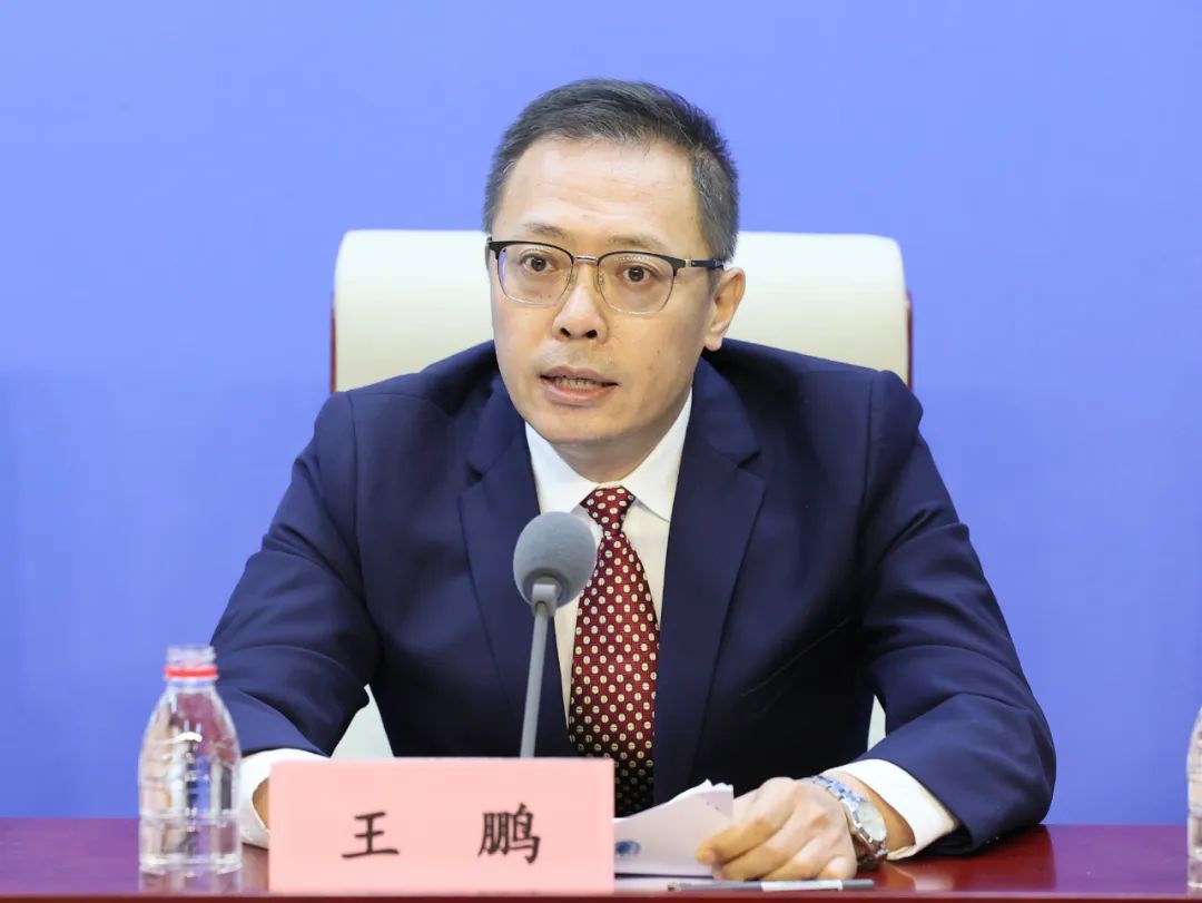 王鵬.jpg